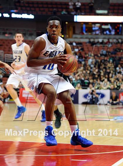 Thumbnail 2 in Santa Margarita vs. Brea Olinda (CIF SS 3AA Final) photogallery.