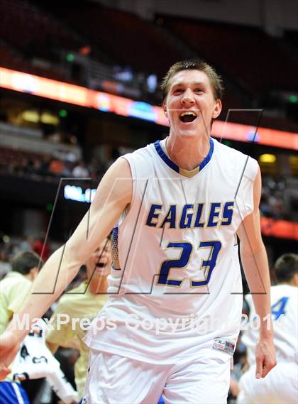 Thumbnail 1 in Santa Margarita vs. Brea Olinda (CIF SS 3AA Final) photogallery.