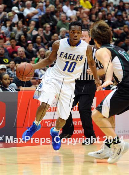 Thumbnail 2 in Santa Margarita vs. Brea Olinda (CIF SS 3AA Final) photogallery.