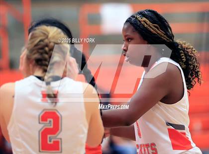 Thumbnail 3 in Grand Saline vs Mineola photogallery.
