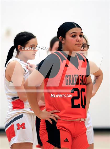 Thumbnail 2 in Grand Saline vs Mineola photogallery.