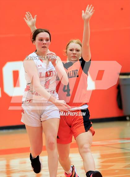 Thumbnail 1 in Grand Saline vs Mineola photogallery.