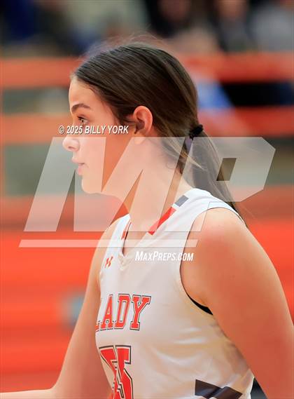 Thumbnail 3 in Grand Saline vs Mineola photogallery.
