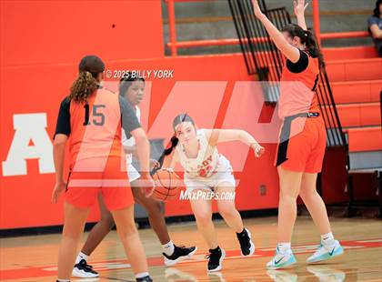 Thumbnail 3 in Grand Saline vs Mineola photogallery.