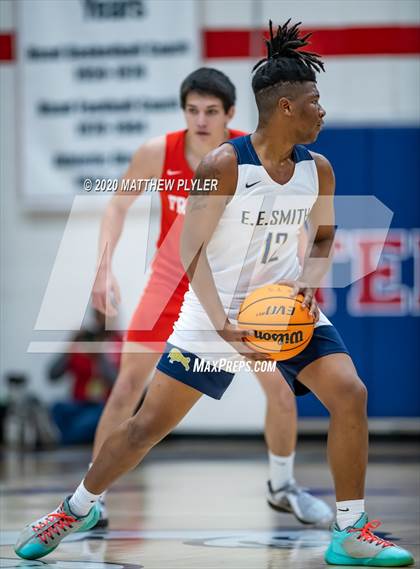Thumbnail 3 in Freedom Christian Academy vs. E.E. Smith (MLK Dream Jam at Terry Sanford) photogallery.