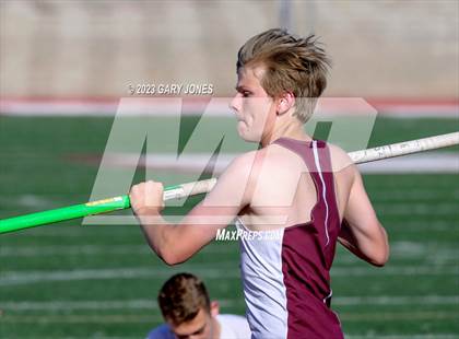 Thumbnail 3 in Whitney mini-meet and seniors photogallery.
