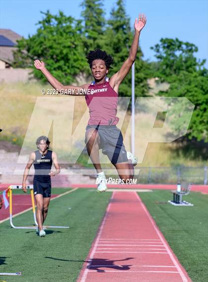 Thumbnail 1 in Whitney mini-meet and seniors photogallery.