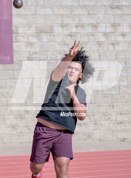 Thumbnail 3 in Whitney mini-meet and seniors photogallery.