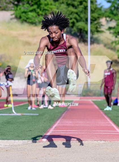 Thumbnail 2 in Whitney mini-meet and seniors photogallery.