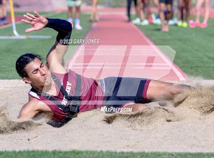 Thumbnail 1 in Whitney mini-meet and seniors photogallery.