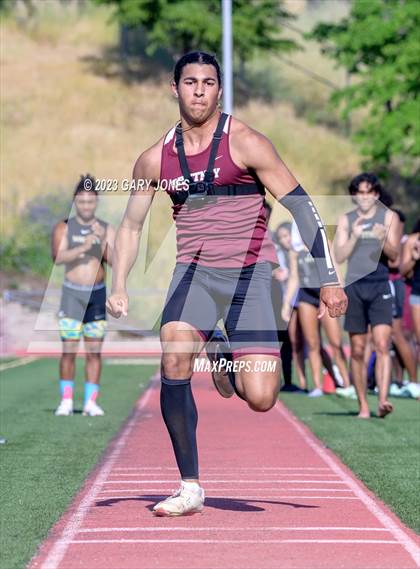 Thumbnail 1 in Whitney mini-meet and seniors photogallery.