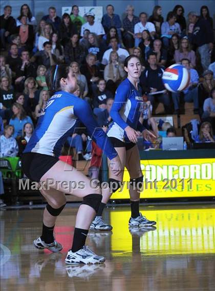 Thumbnail 2 in La Costa Canyon vs. Presentation (CIF State D2 Final) photogallery.