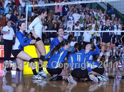 Thumbnail 2 in La Costa Canyon vs. Presentation (CIF State D2 Final) photogallery.