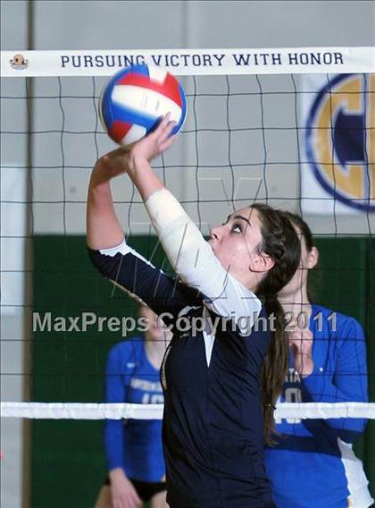 Thumbnail 1 in La Costa Canyon vs. Presentation (CIF State D2 Final) photogallery.