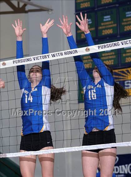 Thumbnail 3 in La Costa Canyon vs. Presentation (CIF State D2 Final) photogallery.