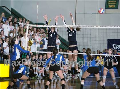 Thumbnail 1 in La Costa Canyon vs. Presentation (CIF State D2 Final) photogallery.