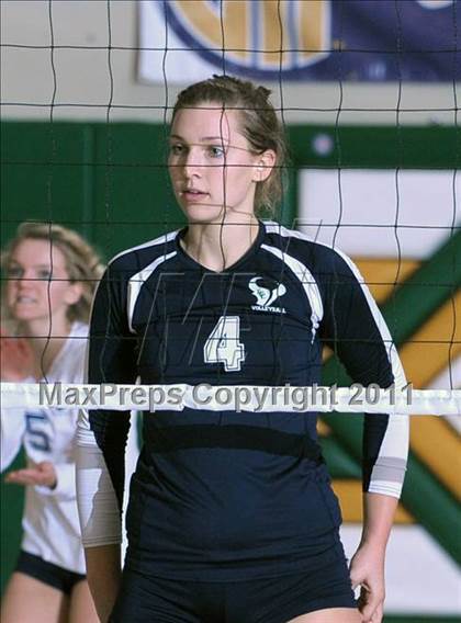 Thumbnail 2 in La Costa Canyon vs. Presentation (CIF State D2 Final) photogallery.