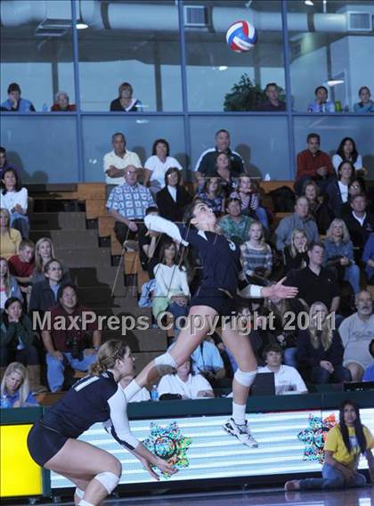 Thumbnail 3 in La Costa Canyon vs. Presentation (CIF State D2 Final) photogallery.
