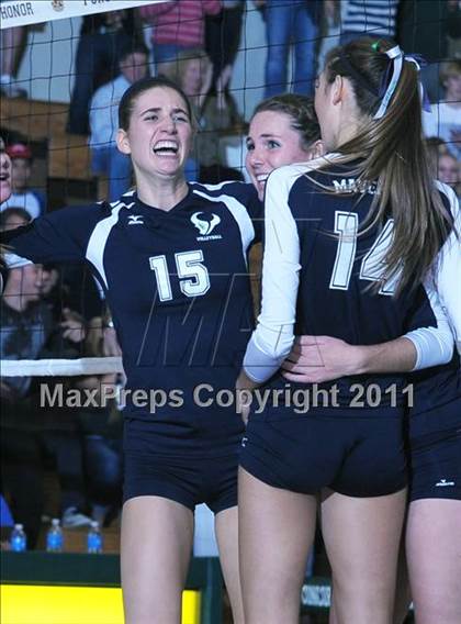 Thumbnail 1 in La Costa Canyon vs. Presentation (CIF State D2 Final) photogallery.