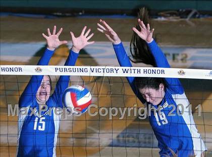 Thumbnail 2 in La Costa Canyon vs. Presentation (CIF State D2 Final) photogallery.