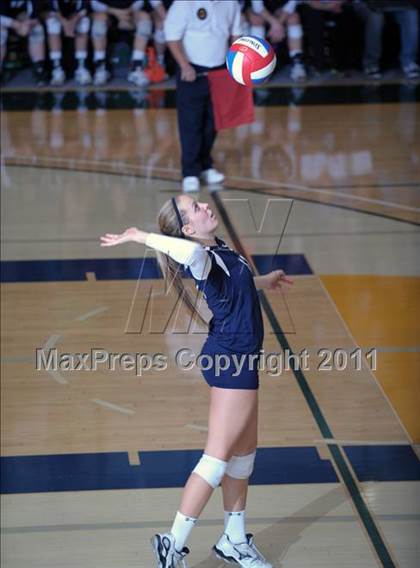 Thumbnail 1 in La Costa Canyon vs. Presentation (CIF State D2 Final) photogallery.