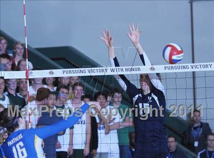 Thumbnail 1 in La Costa Canyon vs. Presentation (CIF State D2 Final) photogallery.