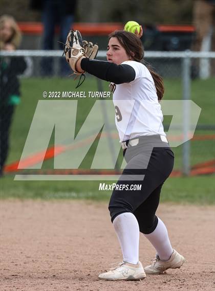 Thumbnail 3 in Lakeland vs Bishop Kelly (IHSAA 4A State Tournament) photogallery.