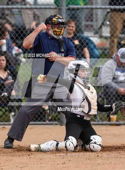 Thumbnail 1 in Lakeland vs Bishop Kelly (IHSAA 4A State Tournament) photogallery.
