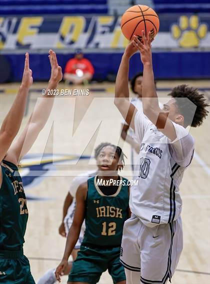 Thumbnail 2 in Knoxville Catholic vs. St. Francis (Battle in The Peach) photogallery.