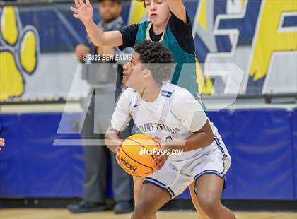 Thumbnail 1 in Knoxville Catholic vs. St. Francis (Battle in The Peach) photogallery.