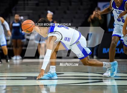 Thumbnail 2 in Scholars Academy vs Tilden (Playbook Games at Barclays Center) photogallery.