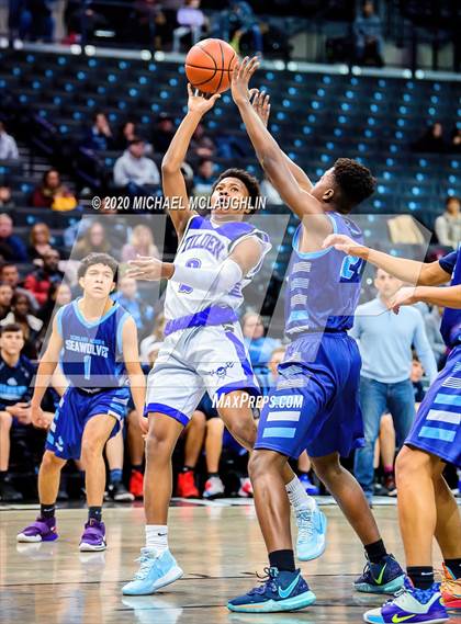 Thumbnail 2 in Scholars Academy vs Tilden (Playbook Games at Barclays Center) photogallery.