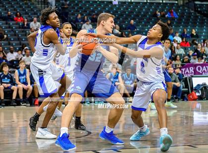 Thumbnail 1 in Scholars Academy vs Tilden (Playbook Games at Barclays Center) photogallery.