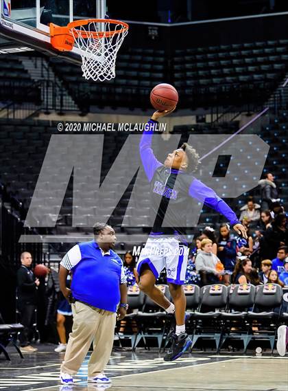 Thumbnail 2 in Scholars Academy vs Tilden (Playbook Games at Barclays Center) photogallery.