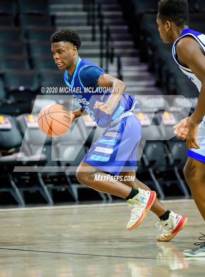 Thumbnail 2 in Scholars Academy vs Tilden (Playbook Games at Barclays Center) photogallery.