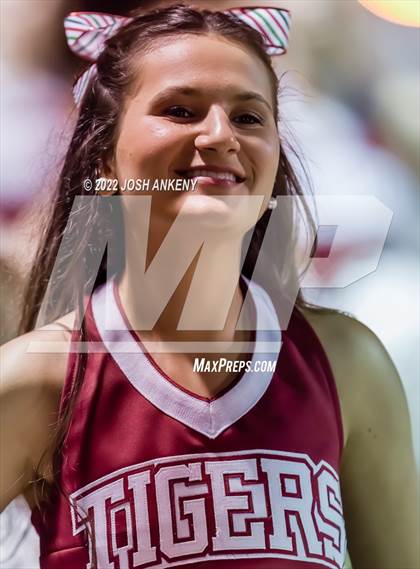 Thumbnail 3 in University Lab vs. Dunham (LHSAA Divison III Select Semifinal) photogallery.