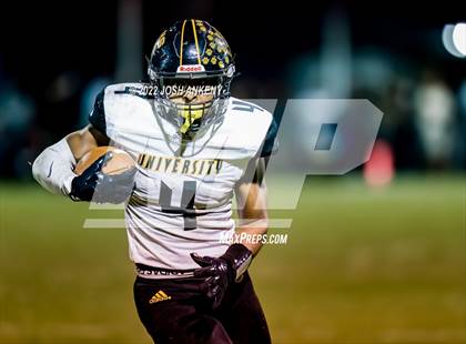 Thumbnail 1 in University Lab vs. Dunham (LHSAA Divison III Select Semifinal) photogallery.