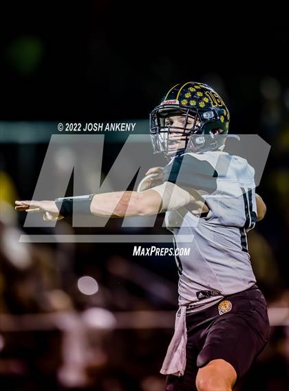 Thumbnail 1 in University Lab vs. Dunham (LHSAA Divison III Select Semifinal) photogallery.