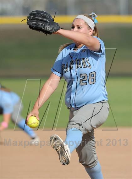 Thumbnail 3 in Brea Olinda @ Villa Park photogallery.