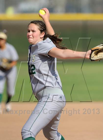 Thumbnail 2 in Brea Olinda @ Villa Park photogallery.