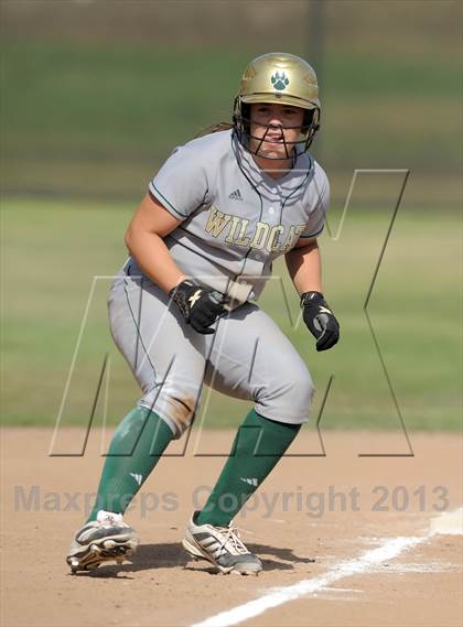 Thumbnail 3 in Brea Olinda @ Villa Park photogallery.