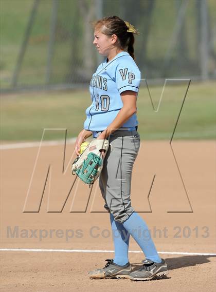 Thumbnail 1 in Brea Olinda @ Villa Park photogallery.
