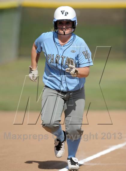 Thumbnail 1 in Brea Olinda @ Villa Park photogallery.