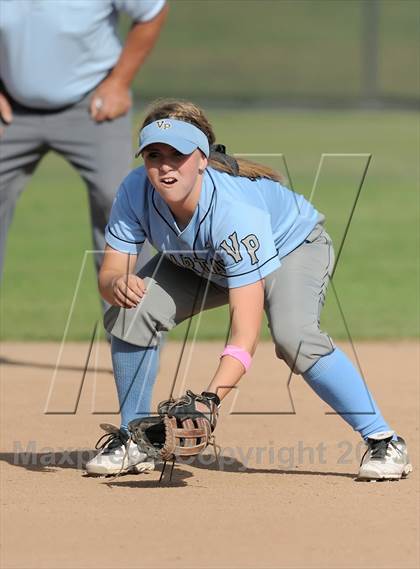 Thumbnail 3 in Brea Olinda @ Villa Park photogallery.