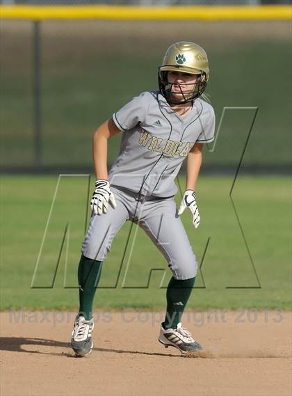 Thumbnail 1 in Brea Olinda @ Villa Park photogallery.