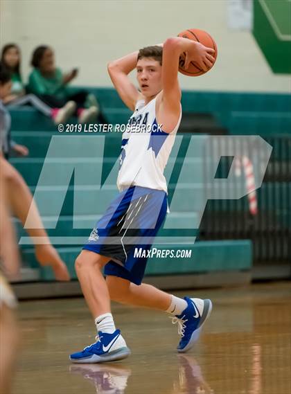Thumbnail 2 in Bandera vs. Crystal City (Maverick Classic) photogallery.