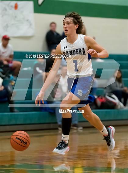 Thumbnail 2 in Bandera vs. Crystal City (Maverick Classic) photogallery.