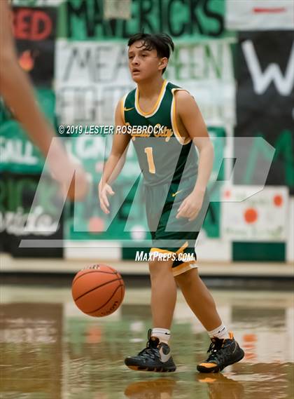 Thumbnail 3 in Bandera vs. Crystal City (Maverick Classic) photogallery.