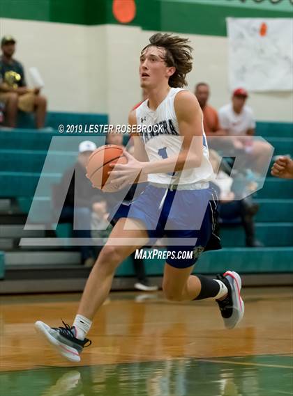 Thumbnail 3 in Bandera vs. Crystal City (Maverick Classic) photogallery.