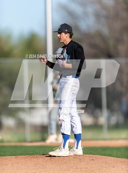 Thumbnail 2 in Fossil Ridge @ Poudre photogallery.